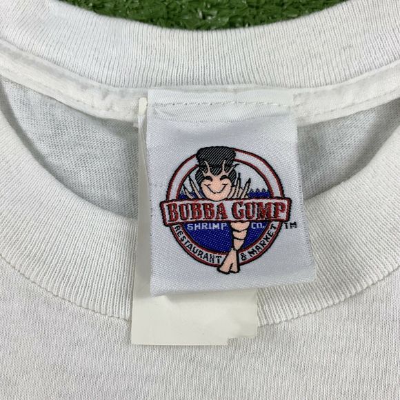 Vintage 90's Bubba Gump Honolulu Hawaii T-Shirt - Picture 7 of 9